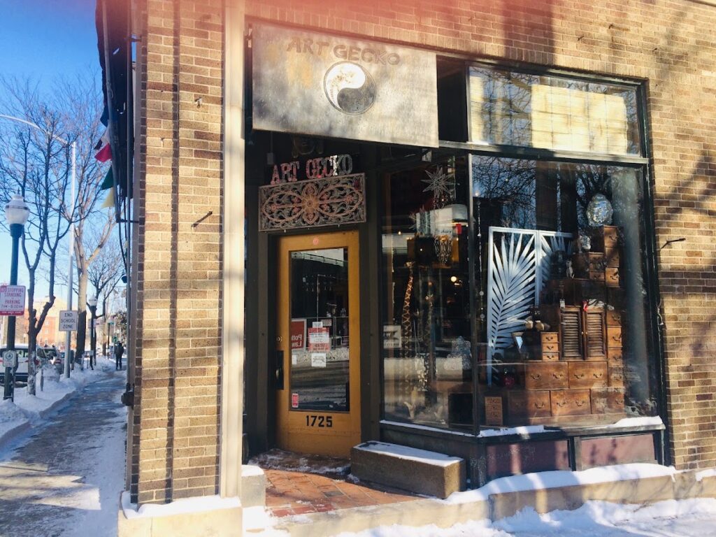 Art Gecko on Monroe