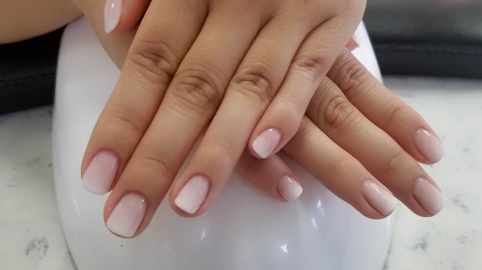 Bellaluxe Nails