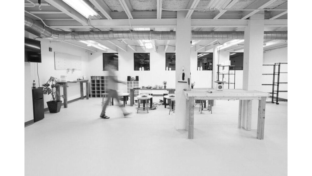 Dongzhu Pottery Studio – Monroe St