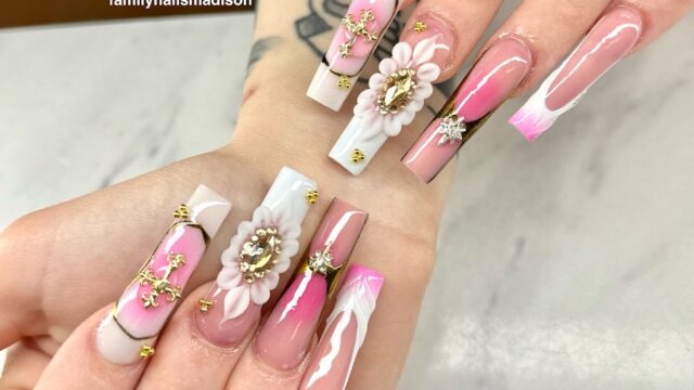 Family Nails