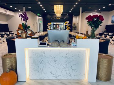 Lavish Nail Lounge