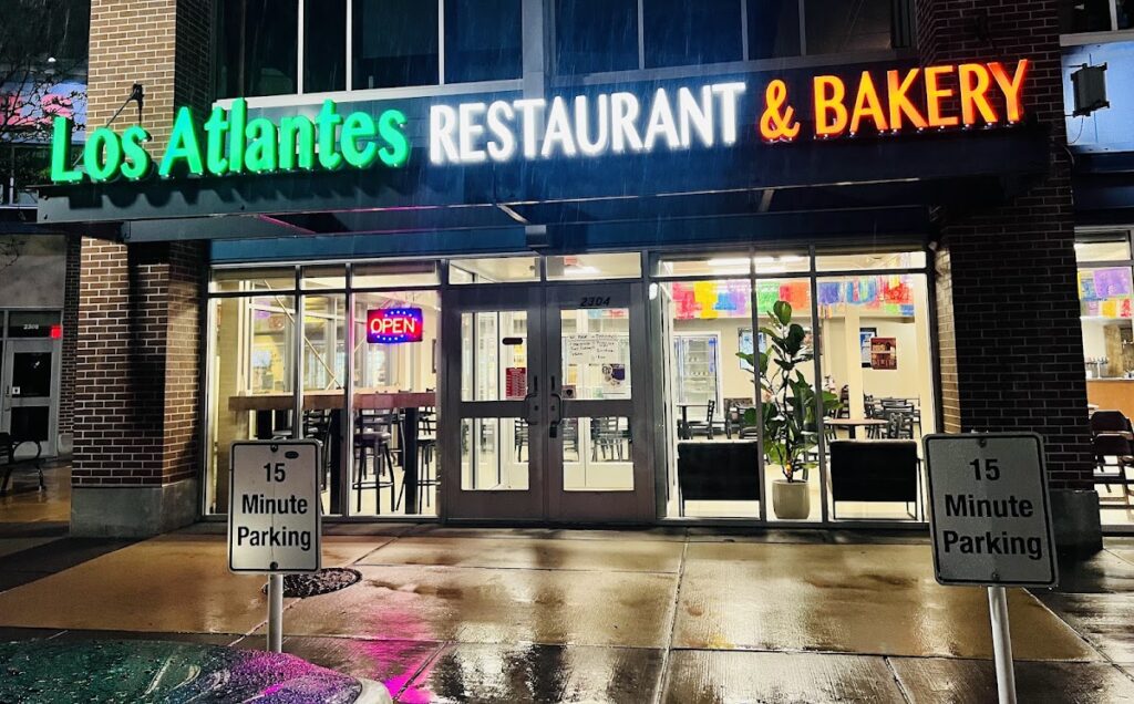 Los Atlantes Restaurant & Bakery