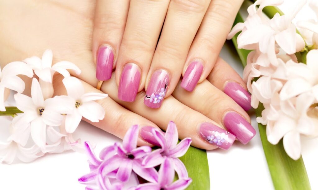 Nails by Bonnie