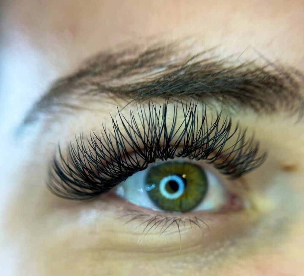Queen’s Elite Lashes LLC