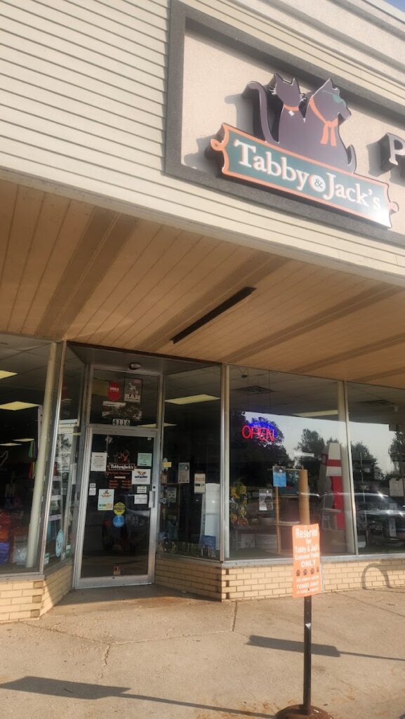 Tabby & Jack’s Pet Supplies and Grooming East Washington Ave