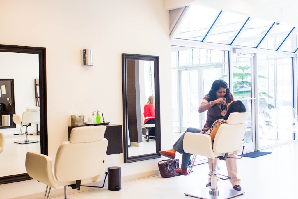 The Brow Boutique – Eyebrow Shaping/Threading