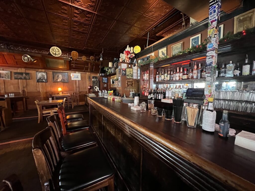 Weary Traveler Freehouse